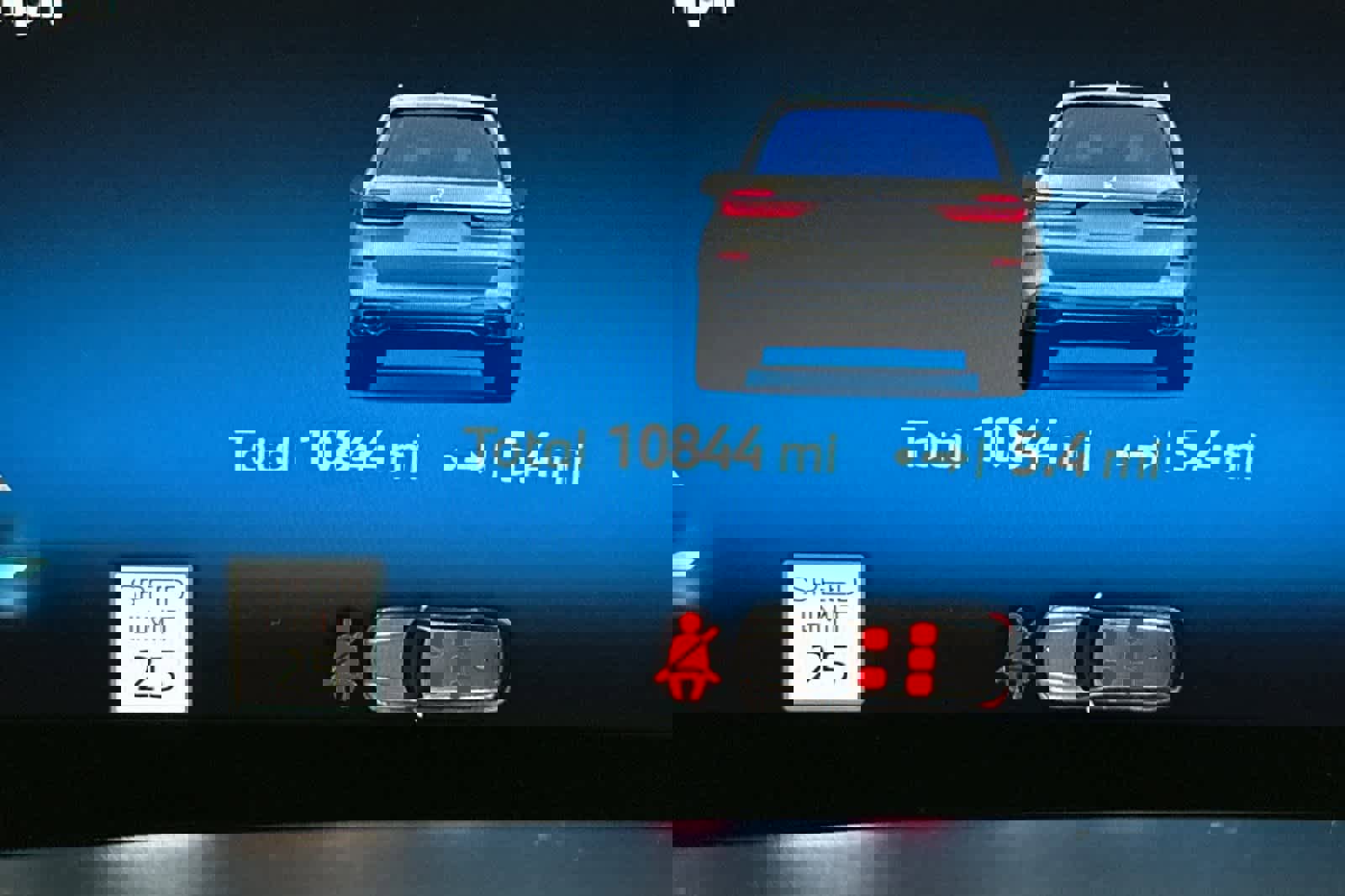 Used 2025 BMW X7 M60i image 26