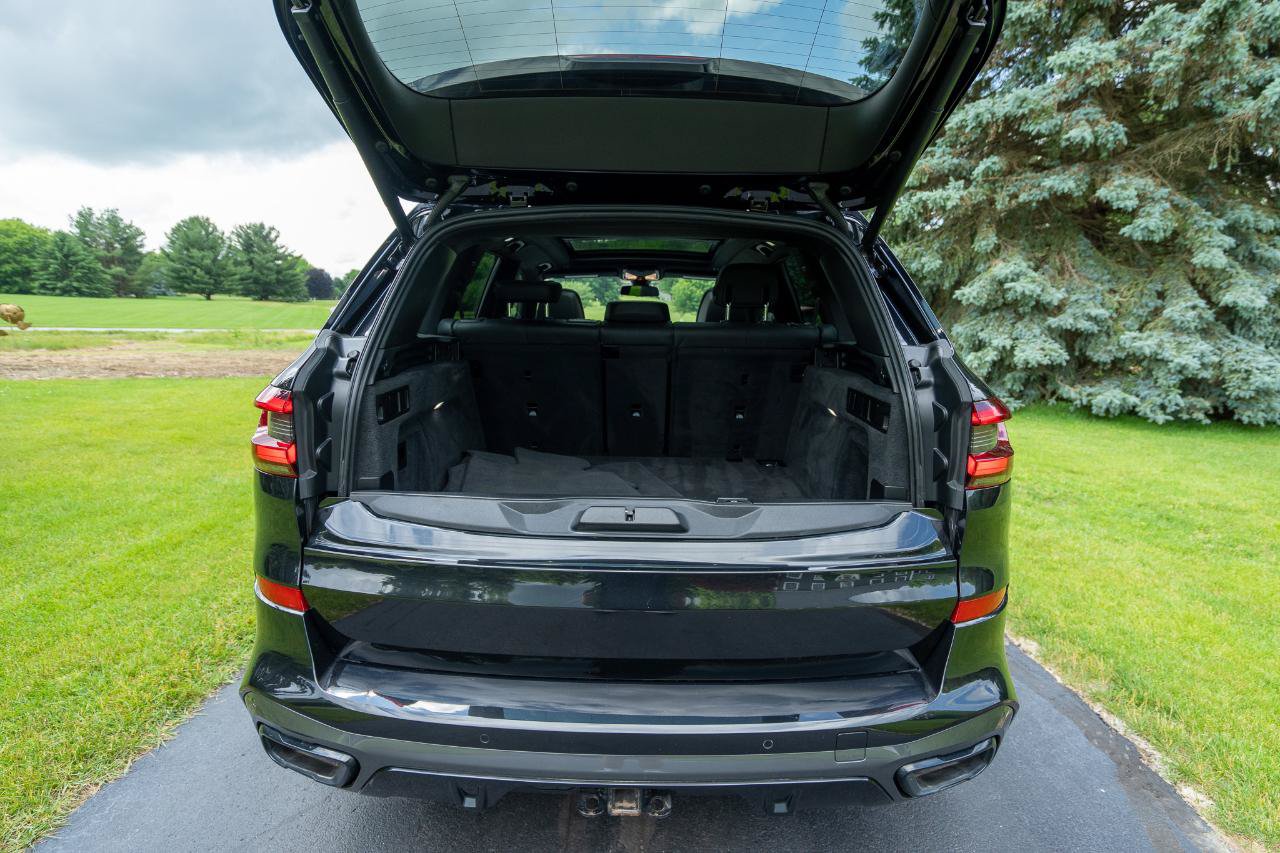 Used 2021 BMW X5 M50i AWD/4WD image 19