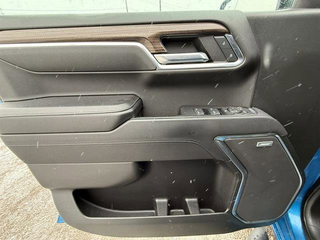 Used 2022 Chevrolet Silverado 1500 LT Trail Boss w/ Convenience Package II image 12