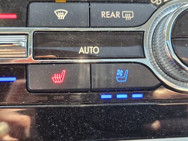 Used 2019 Lincoln Navigator Reserve image 24