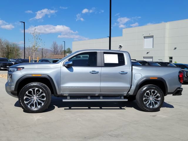 Used 2024 GMC Canyon Denali image 2