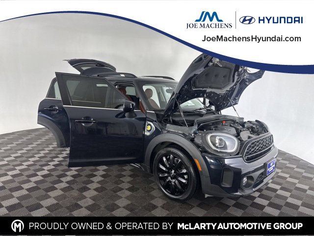 Used 2023 MINI Cooper Countryman SE w/ Storage Package image 10