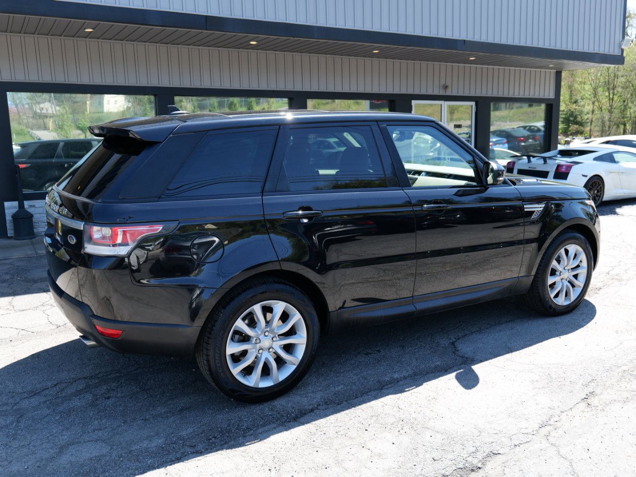 Used 2015 Land Rover Range Rover Sport HSE image 5