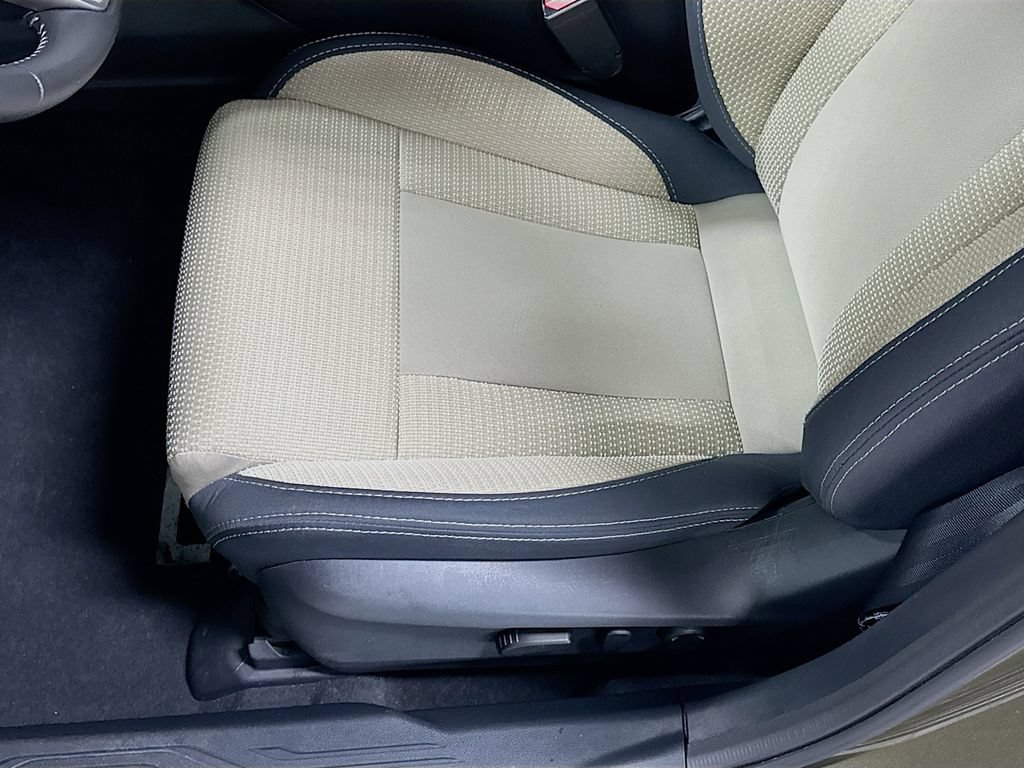 Certified 2025 Subaru Outback Premium AWD/4WD image 17