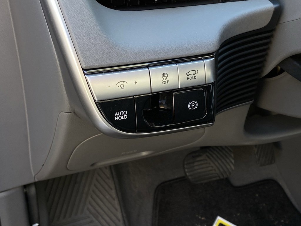 Used 2024 Hyundai Ioniq 5 SEL image 12
