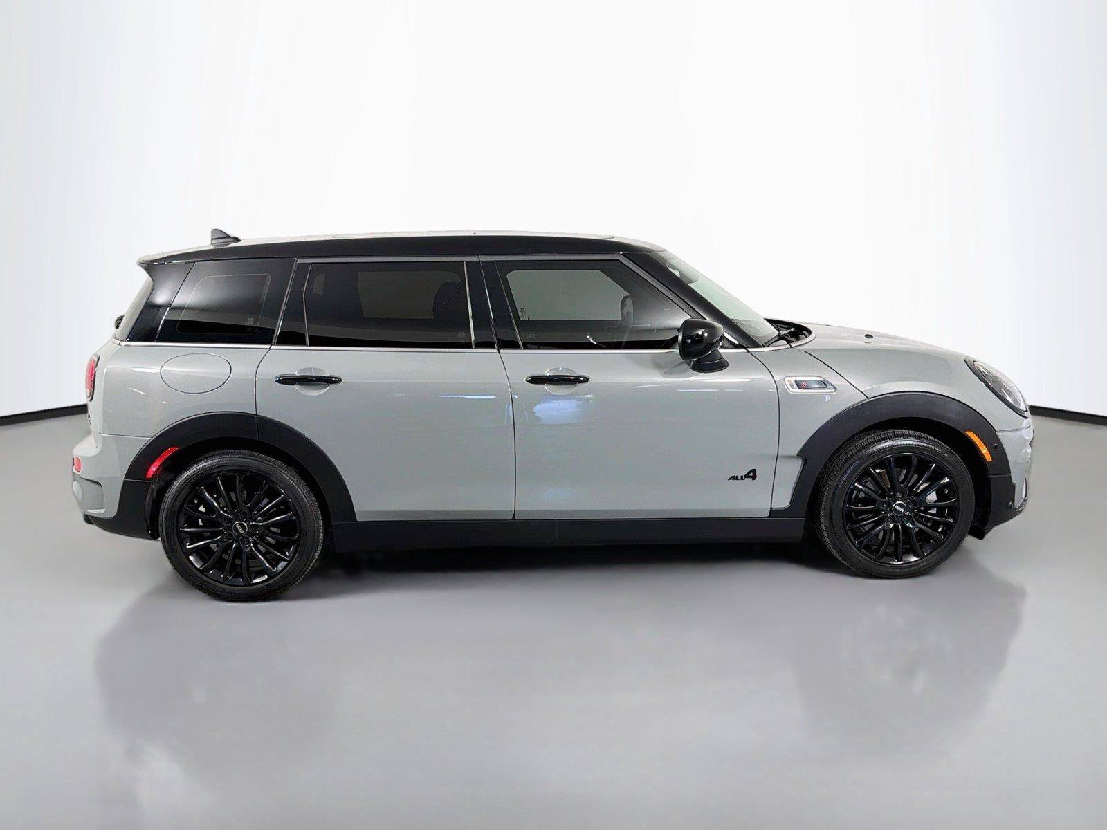 Used 2023 MINI Cooper Clubman S AWD/4WD image 4