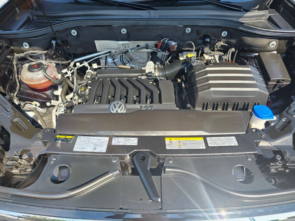 Used 2022 Volkswagen Atlas SEL Premium AWD/4WD image 11