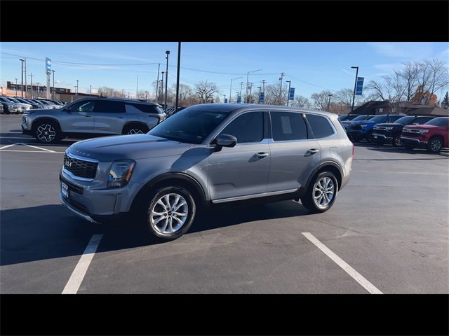 Used 2022 Kia Telluride LX image 4