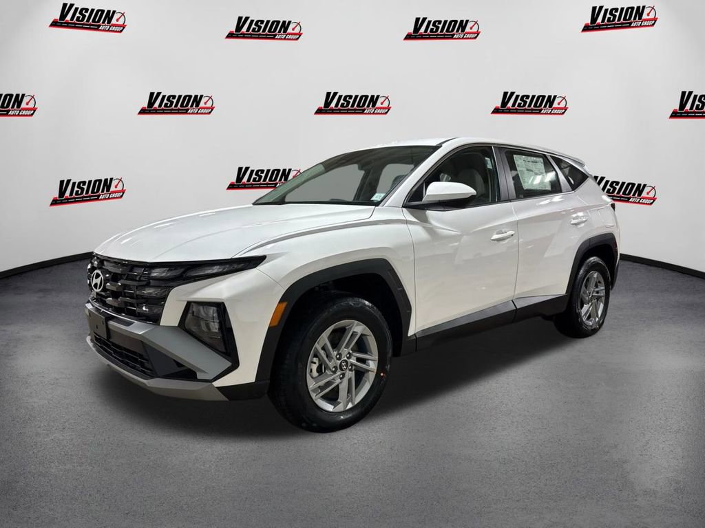 New 2026 Hyundai Tucson SE image 1
