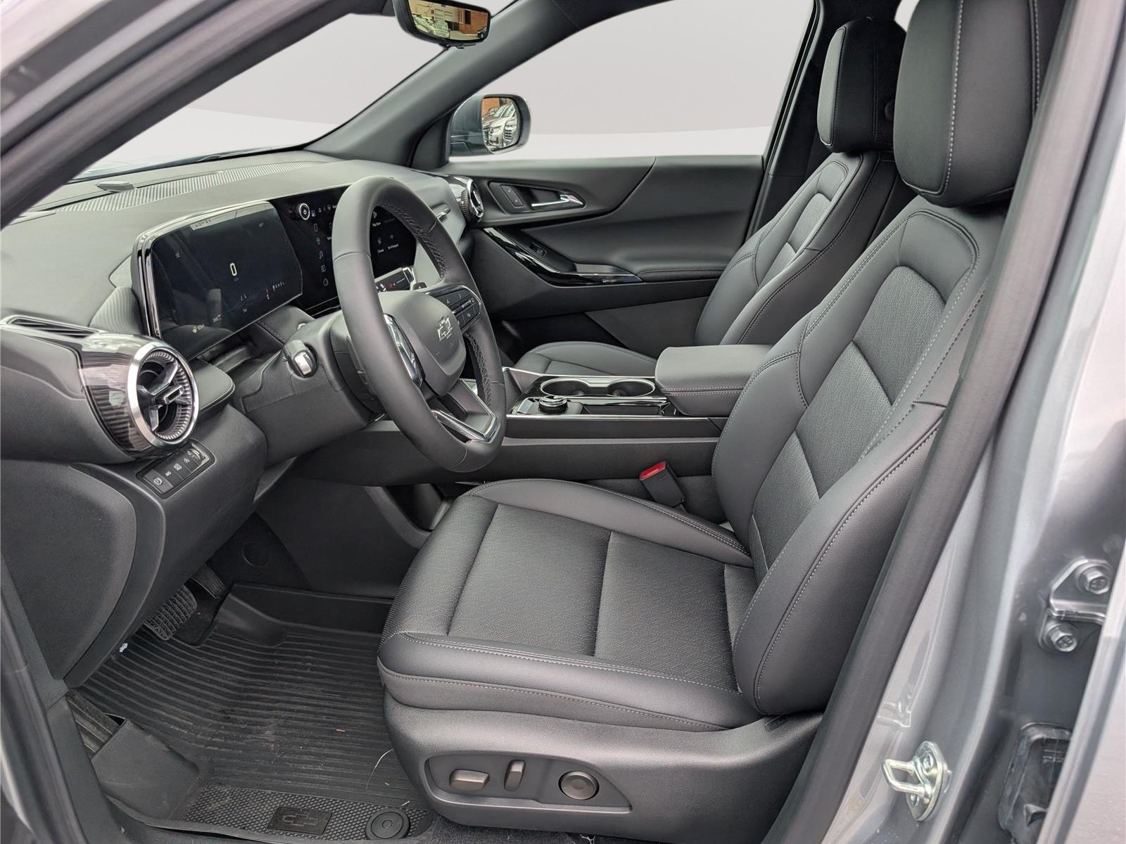 New 2027 Chevrolet Equinox LT w/ Convenience Package II AWD/4WD image 12