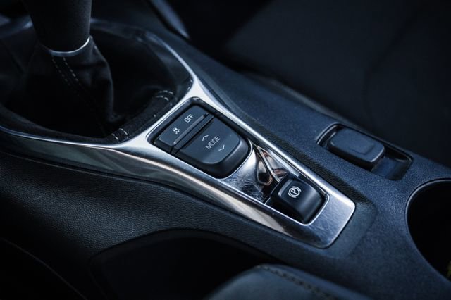 Used 2019 Chevrolet Camaro LT w/ 1LE Track Performance Package image 18