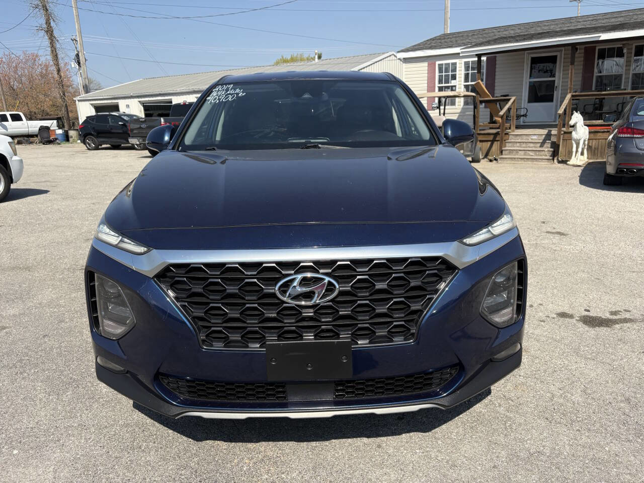 Used 2019 Hyundai Santa Fe SEL FWD image 4