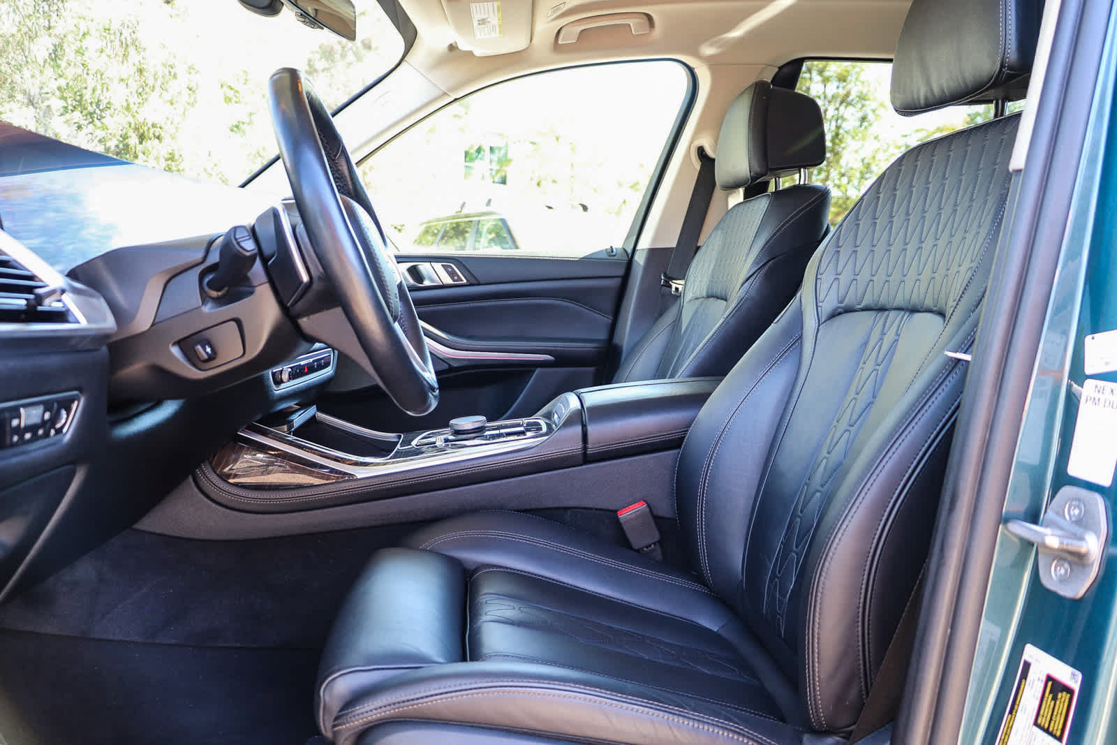 Used 2023 BMW X7 xDrive40i AWD/4WD image 18