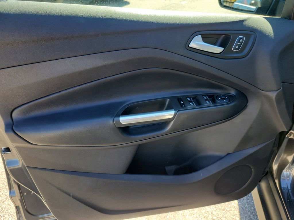 Used 2017 Ford C-MAX SE image 15