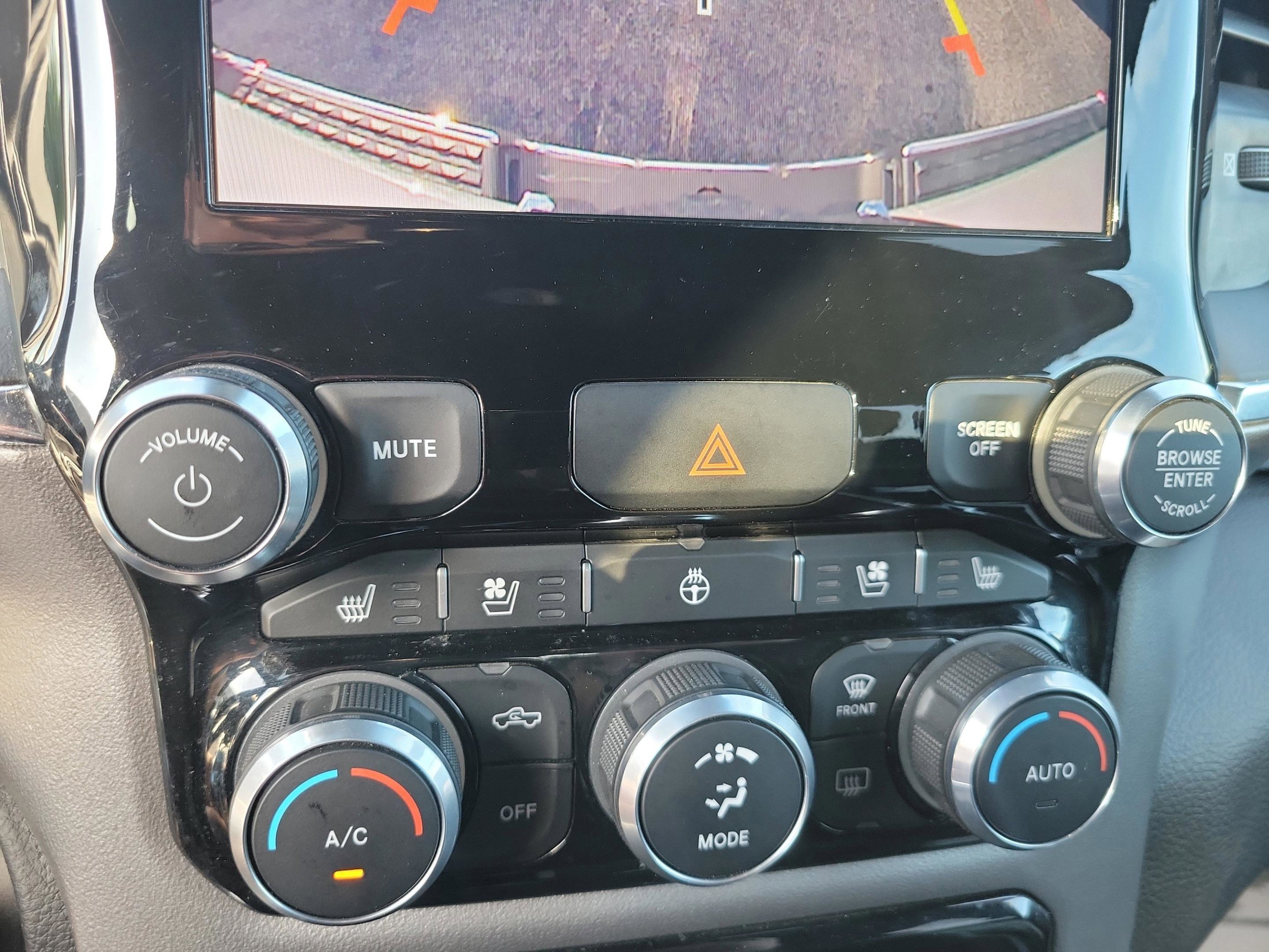 Used 2024 RAM 1500 Laramie image 29