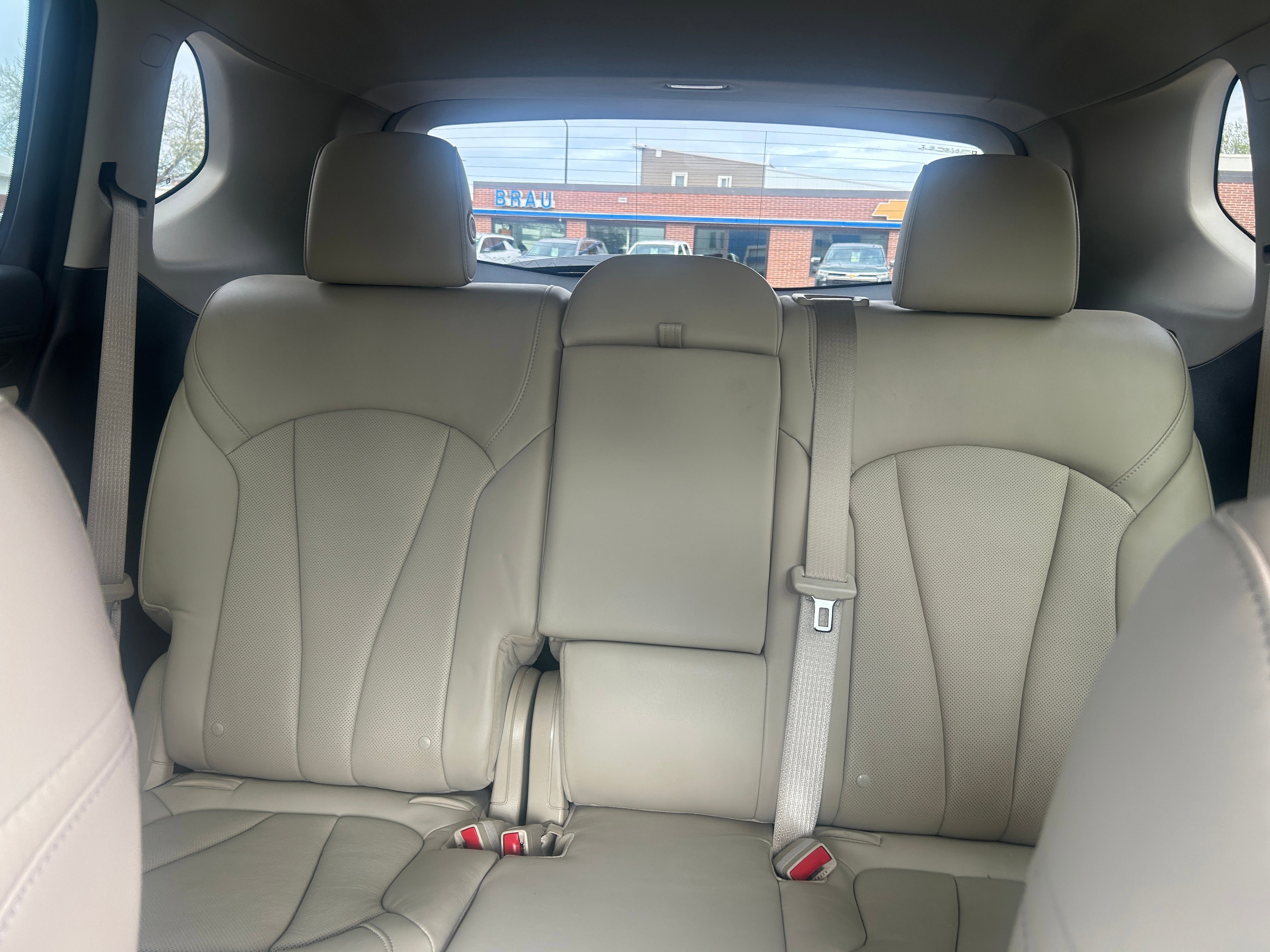Used 2020 Buick Envision Essence AWD/4WD image 29