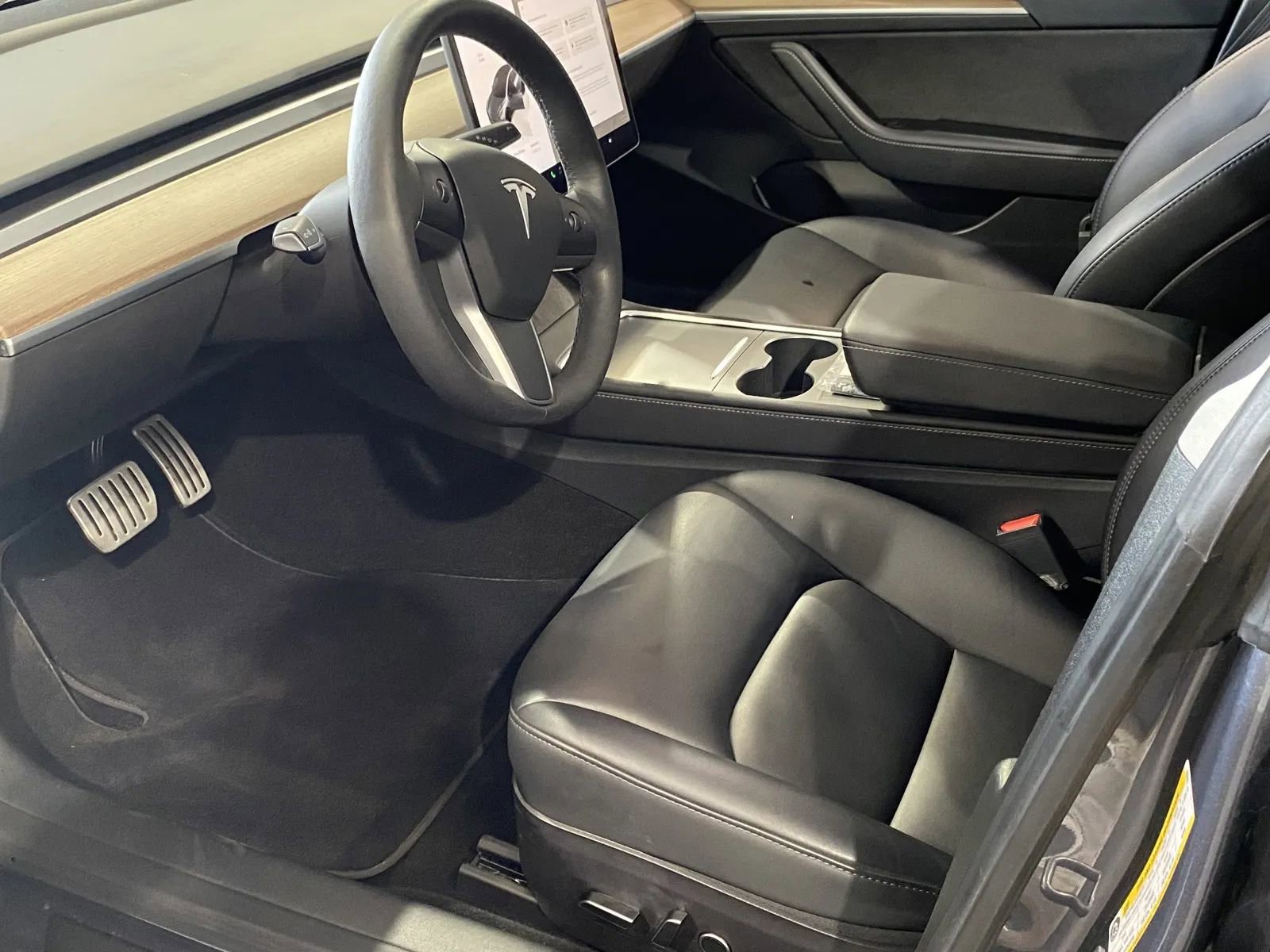 Used 2023 Tesla Model 3 Performance image 10