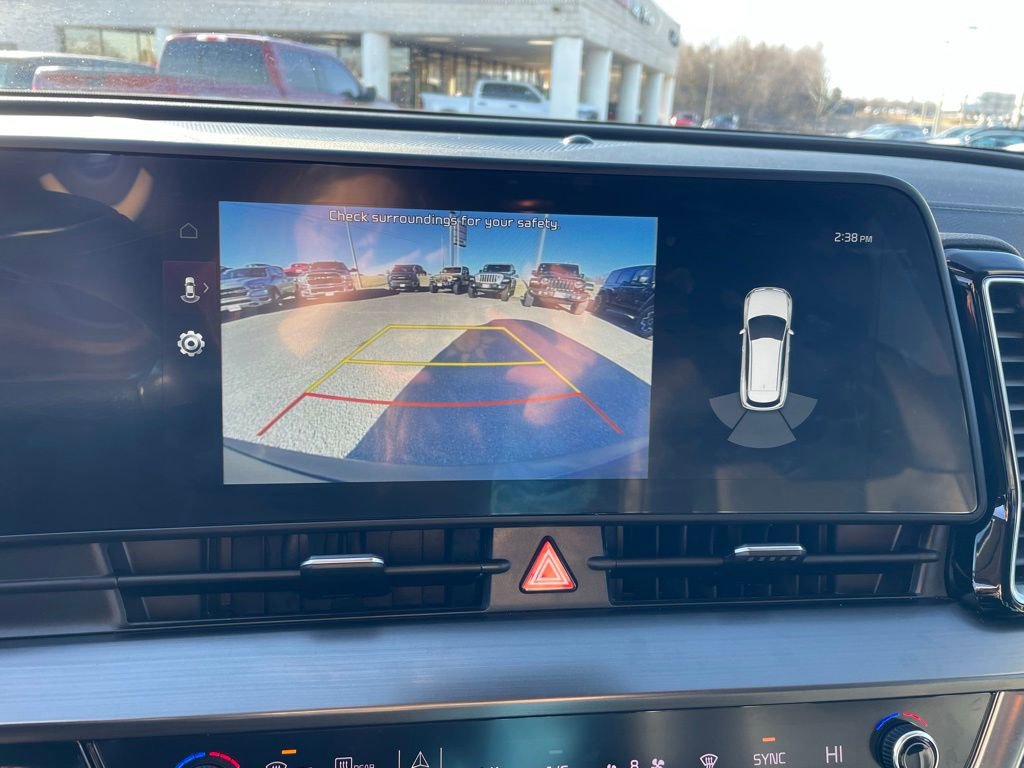 Used 2024 Kia Sportage EX image 6