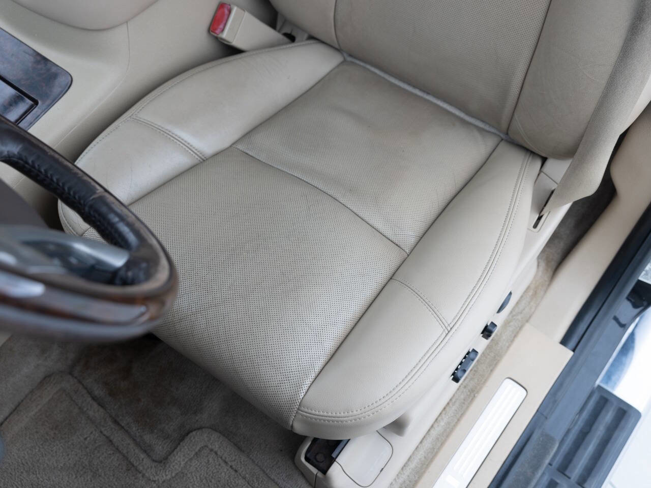 Used 2013 GMC Sierra 2500 Denali w/ Suspension Package, Off-Road image 25