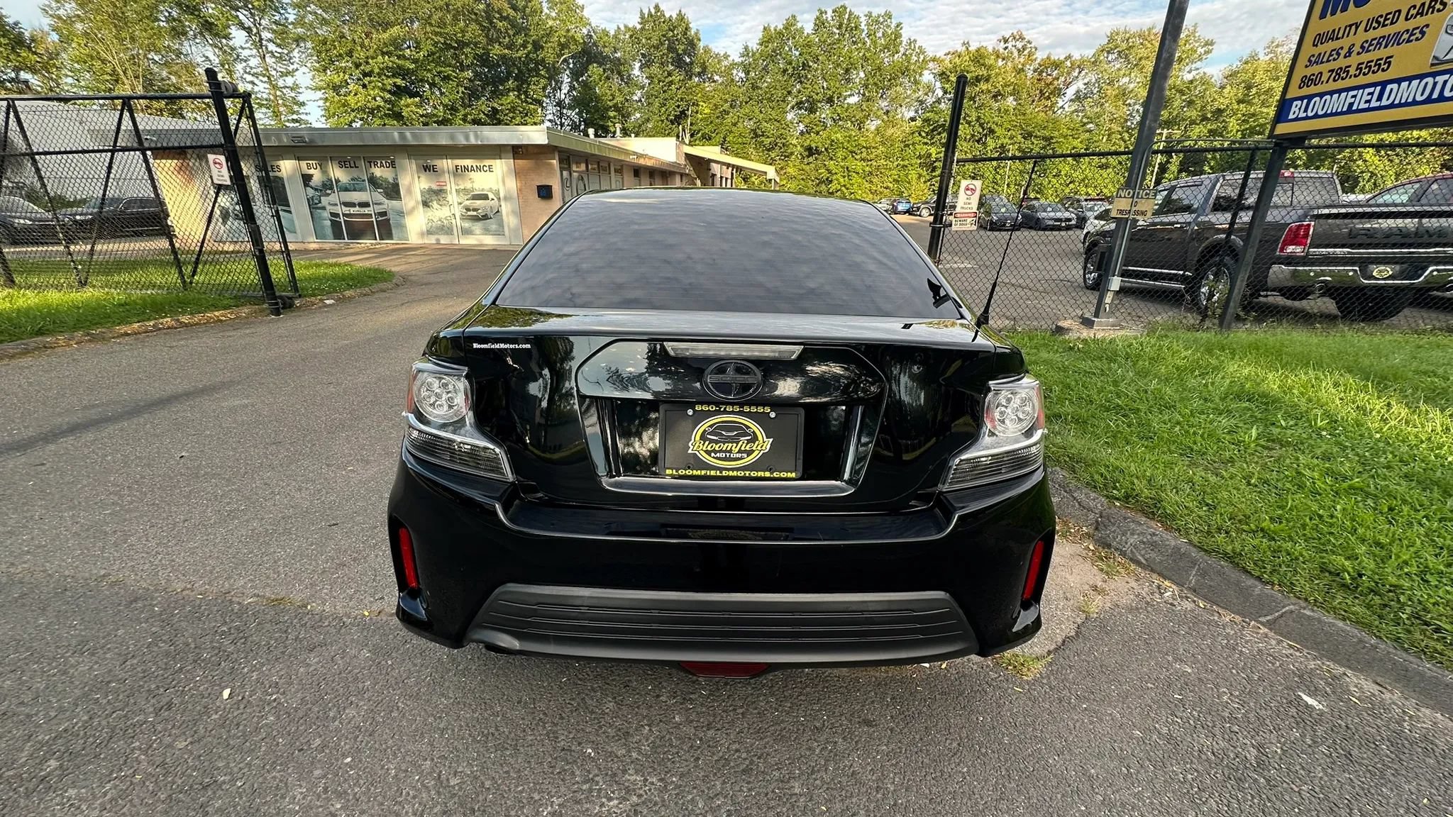 Used 2014 Scion tC FWD image 5