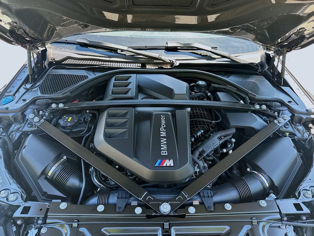 Used 2022 BMW M4 Coupe w/ Executive Package RWD image 31