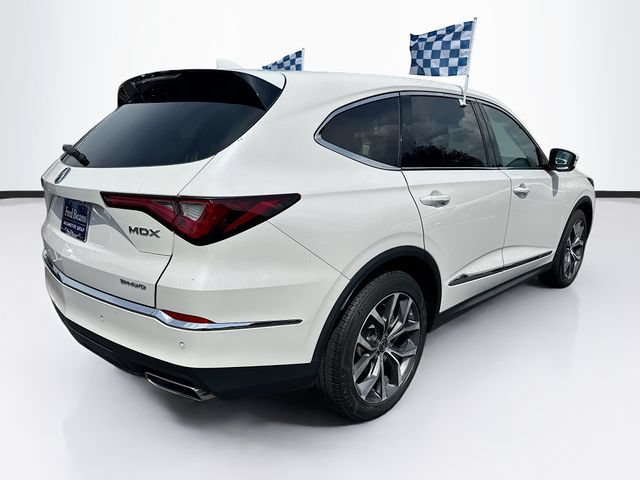Used 2024 Acura MDX SH-AWD w/ Technology Package image 10