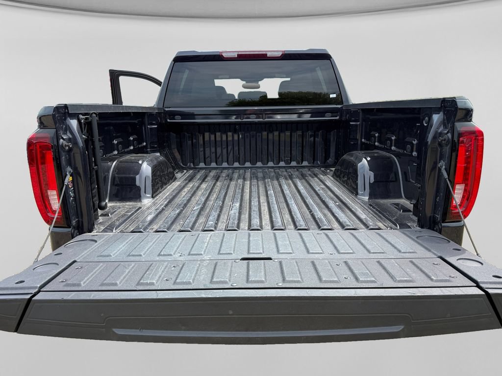 Used 2025 GMC Sierra 1500 SLT AWD/4WD image 40