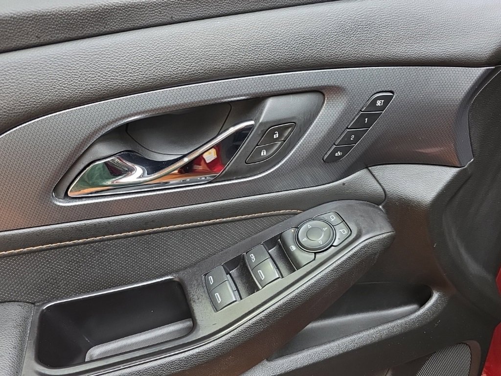 Used 2020 Chevrolet Traverse Premier image 27