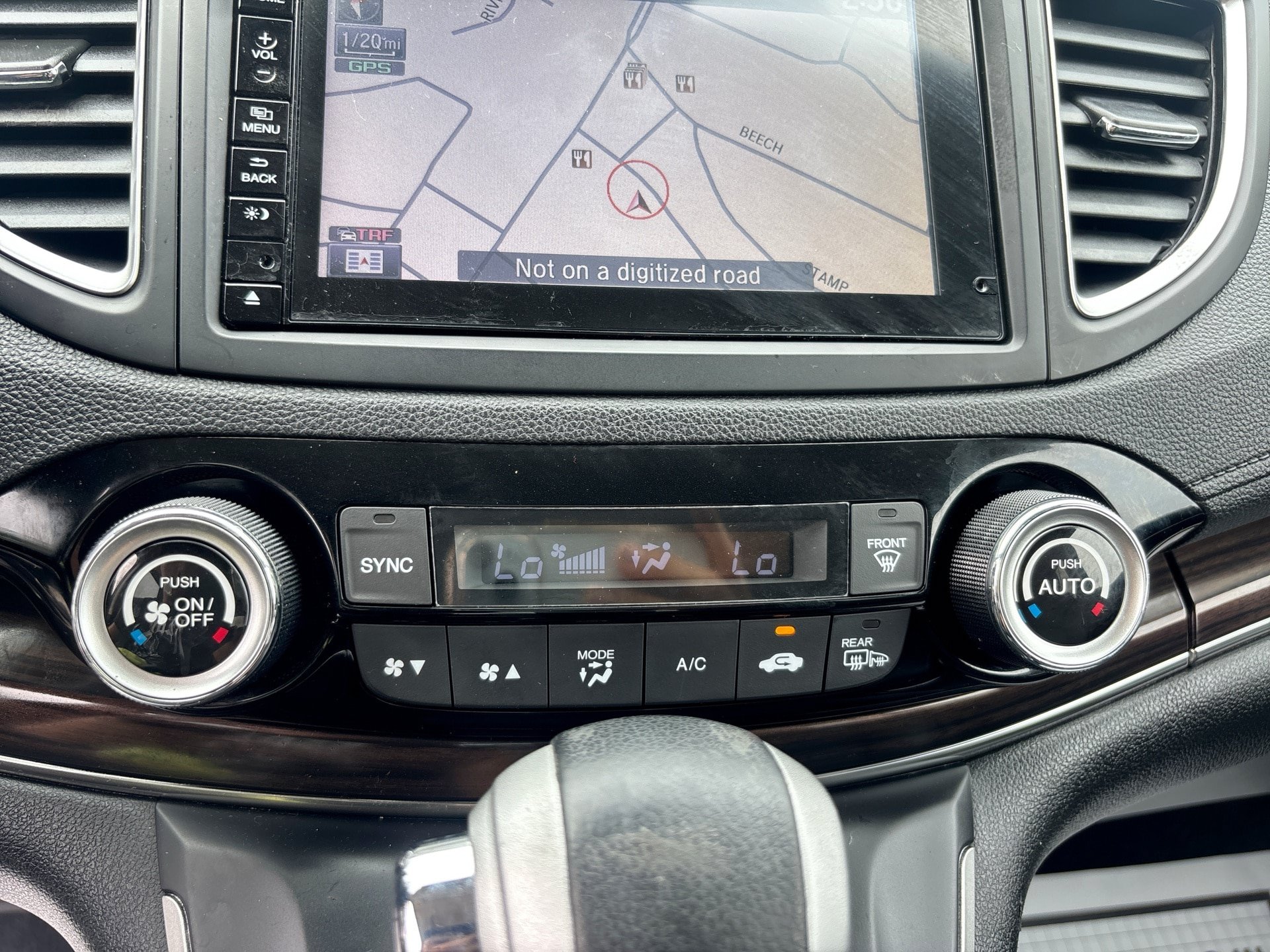 Used 2016 Honda CR-V Touring image 17