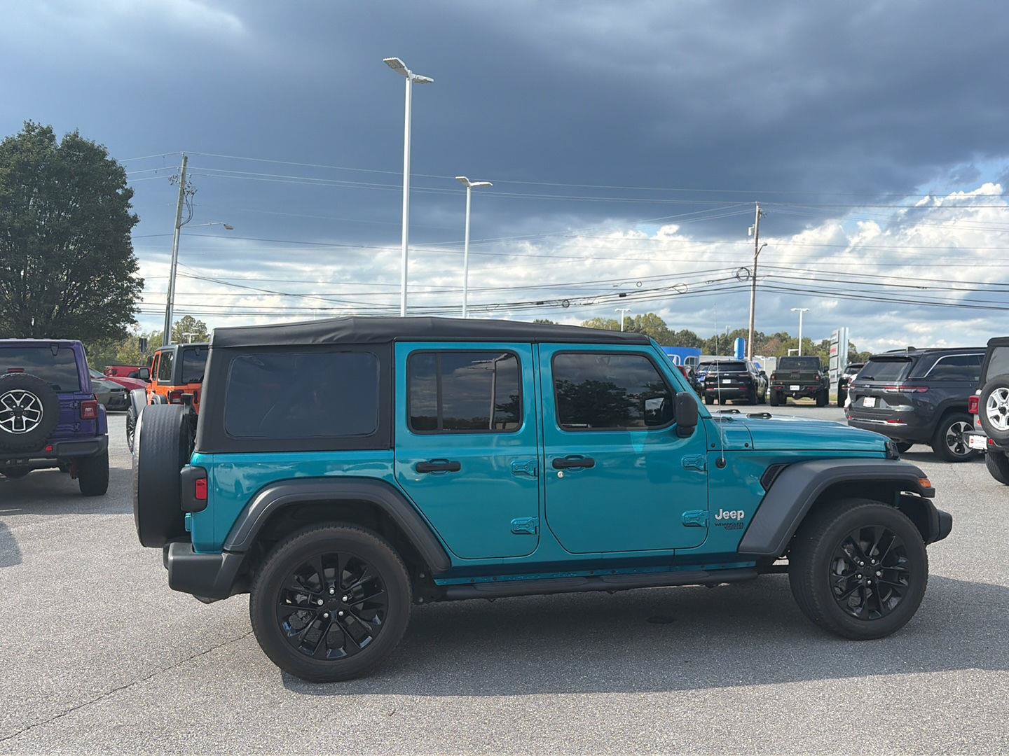 Used 2020 Jeep Wrangler Unlimited Sport S AWD/4WD image 6