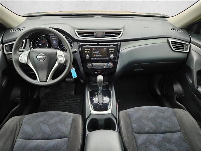 Used 2015 Nissan Rogue S FWD image 18