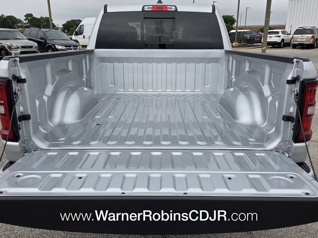 New 2026 RAM 1500 Express AWD/4WD image 12