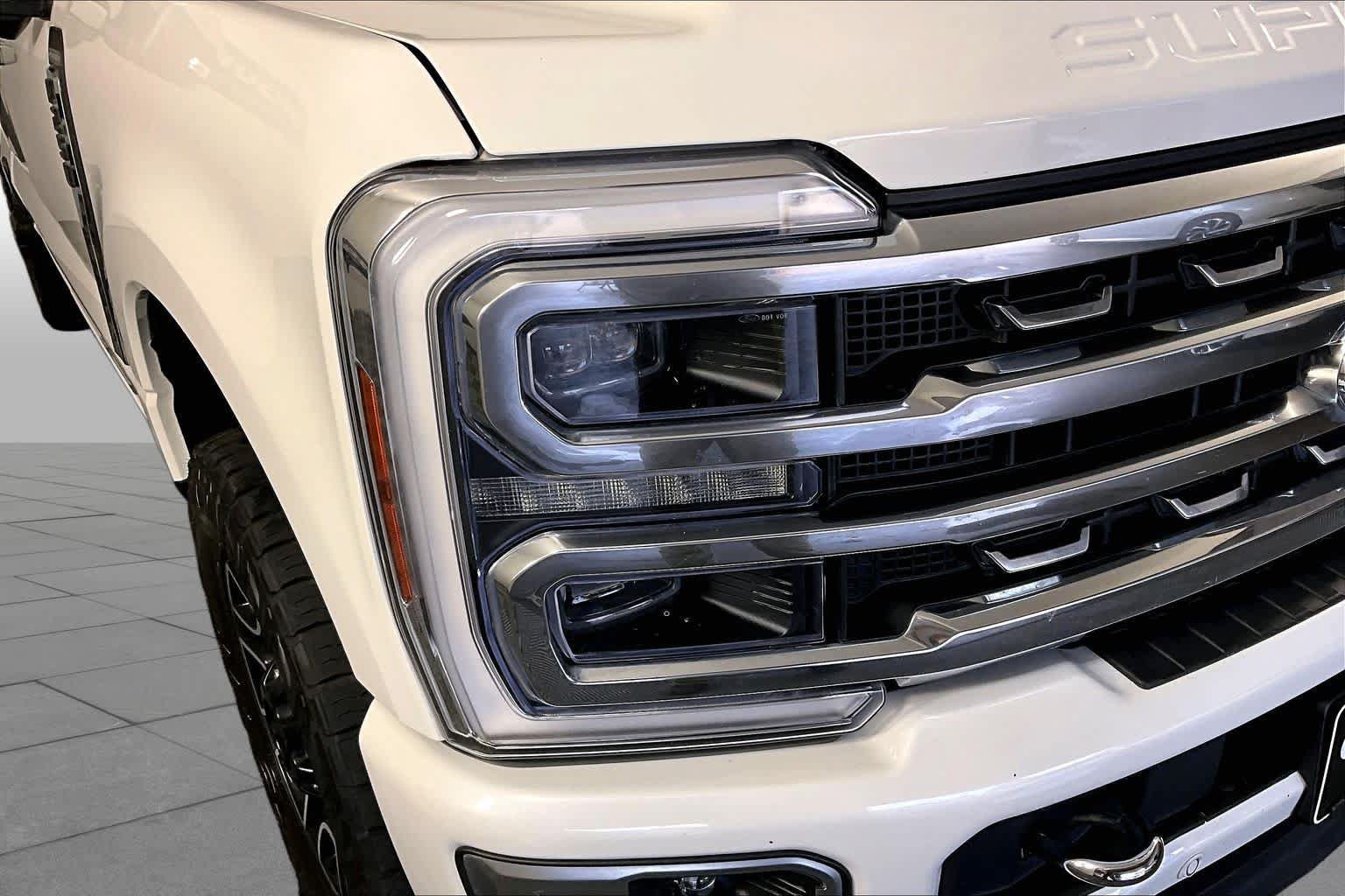 Used 2024 Ford F250 Platinum AWD/4WD image 26