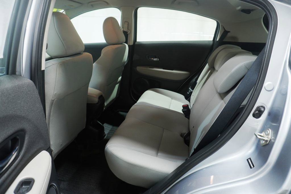 Used 2020 Honda HR-V LX image 12
