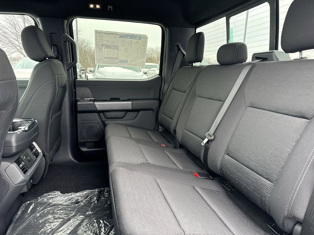 New 2026 Ford F150 XLT w/ Equipment Group 302A MID image 9