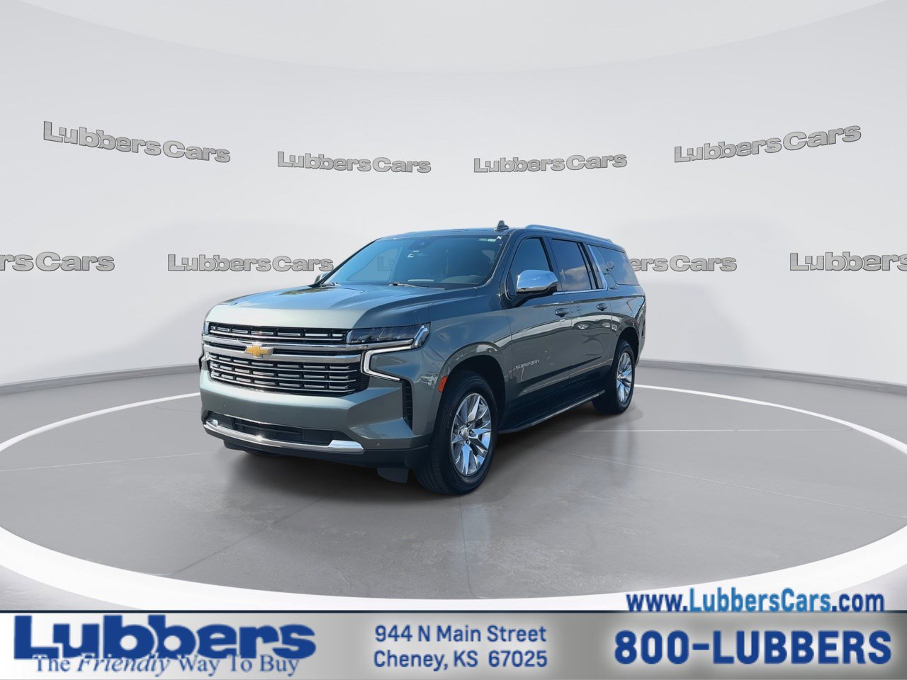 Used 2023 Chevrolet Suburban Premier image 4