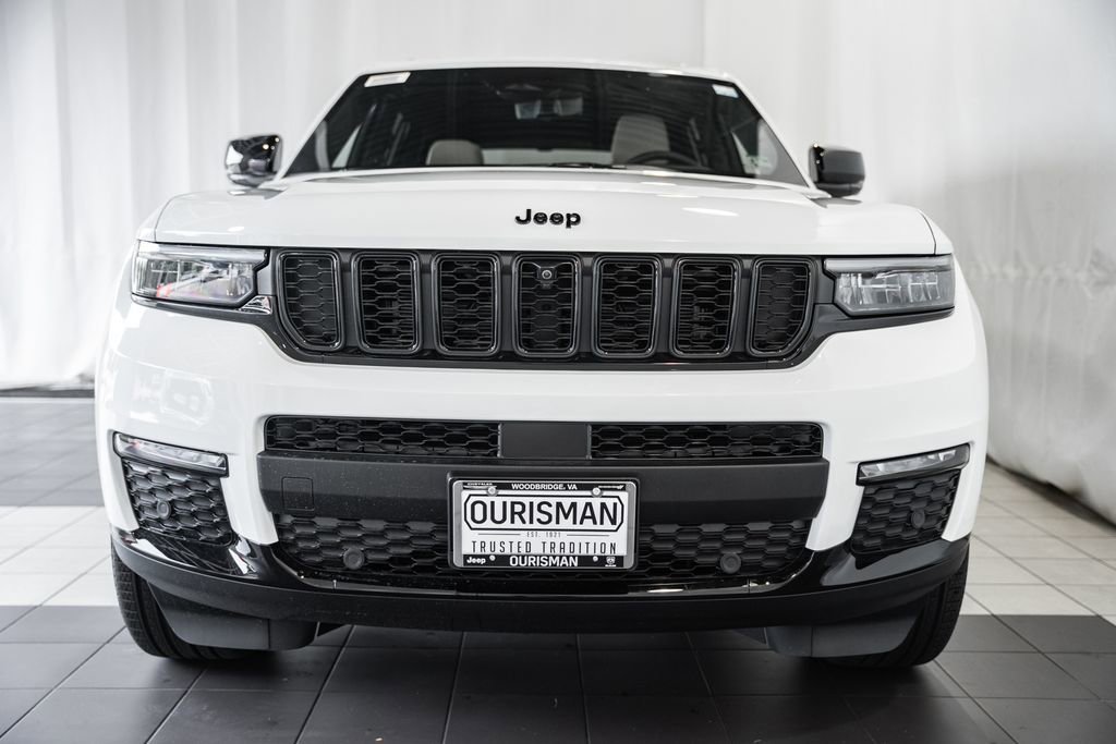 New 2025 Jeep Grand Cherokee L Limited w/ Luxury Tech Group II image 2
