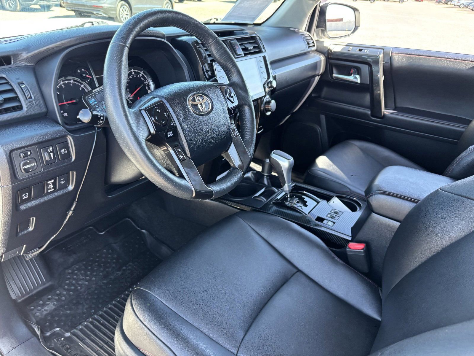 Used 2022 Toyota 4Runner TRD Off-Road Premium AWD/4WD image 20
