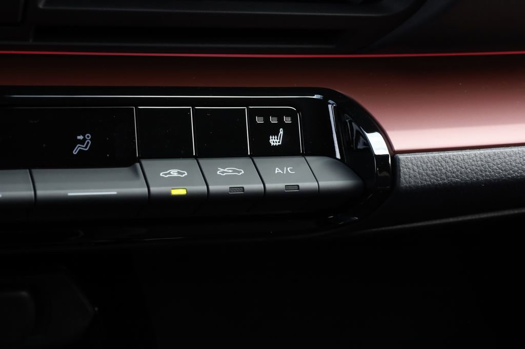 New 2026 Toyota Prius Plug-In Hybrid image 30