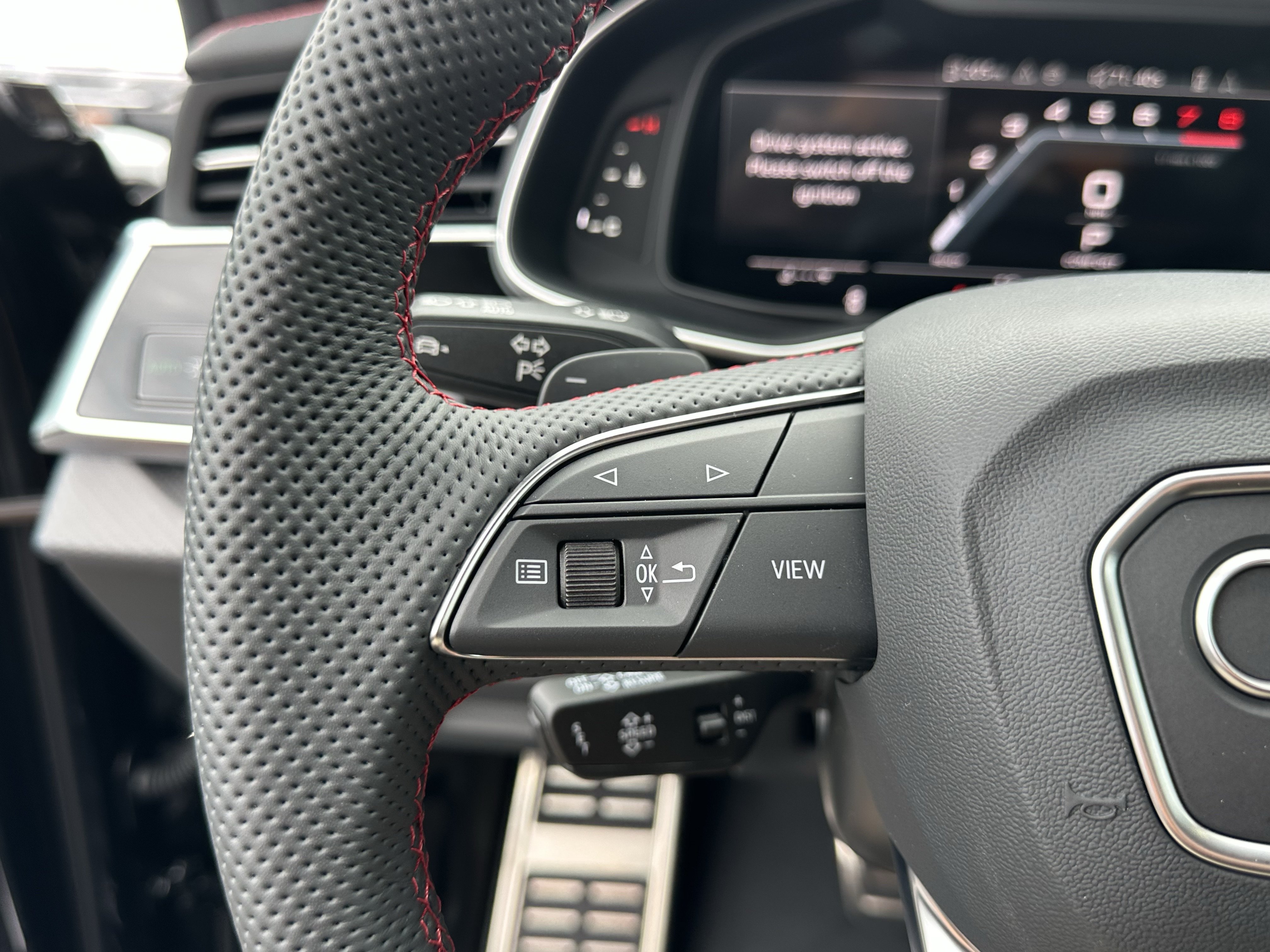 New 2026 Audi SQ8 Prestige AWD/4WD image 31