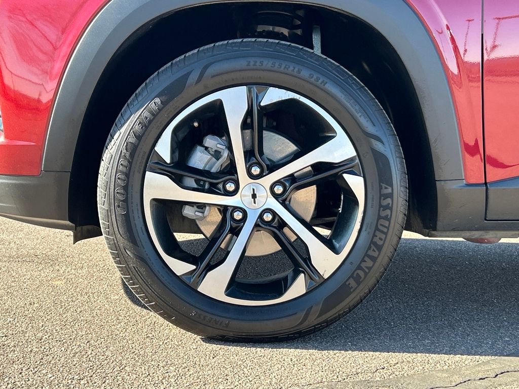 Used 2024 Chevrolet Trax RS image 27