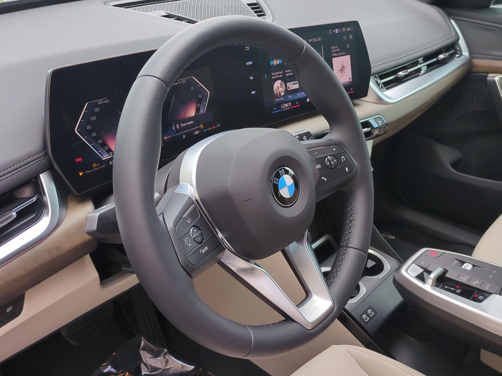 Certified 2025 BMW X1 xDrive28i w/ Convenience Package image 17