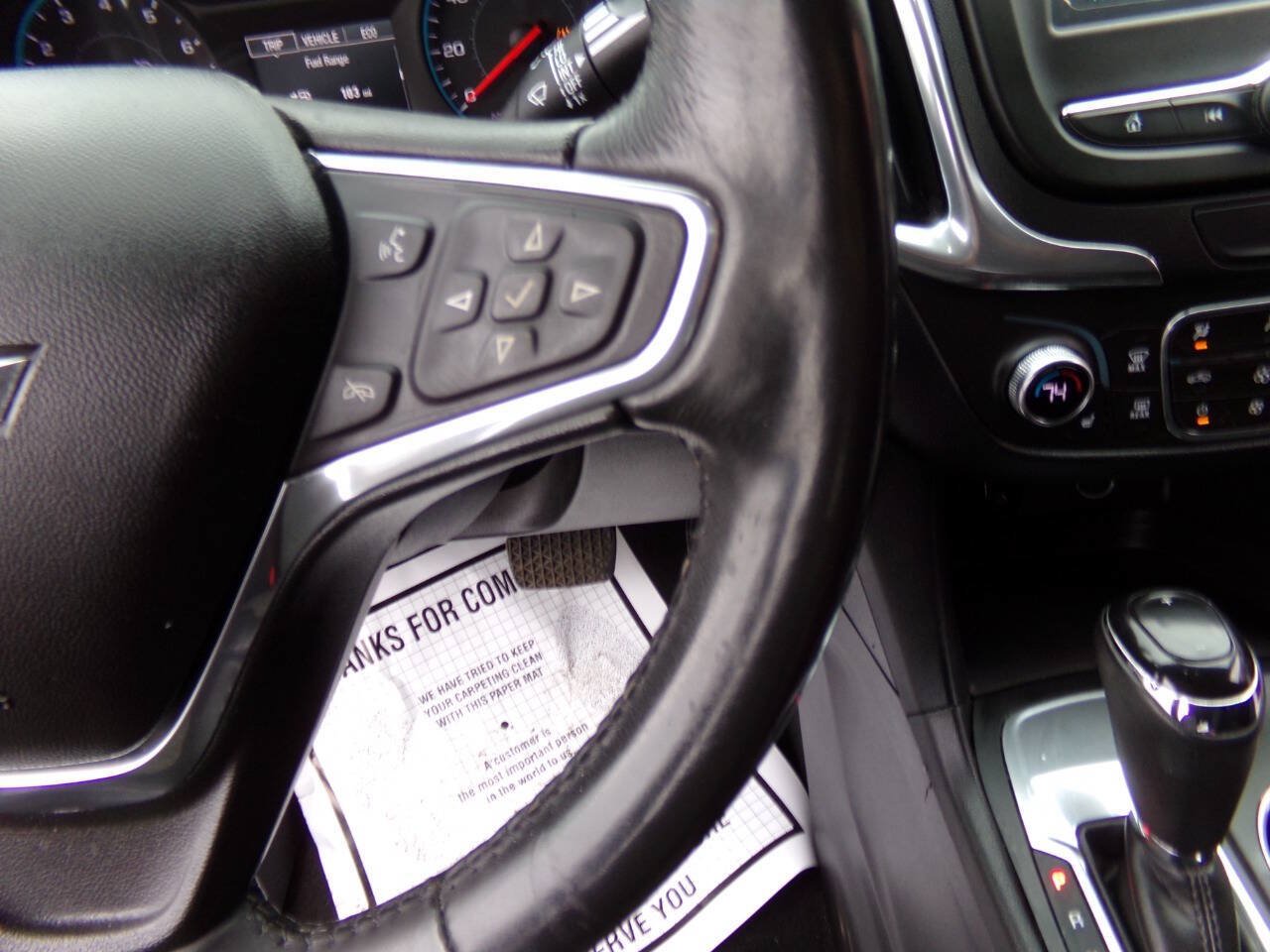Used 2018 Chevrolet Equinox LT FWD image 26