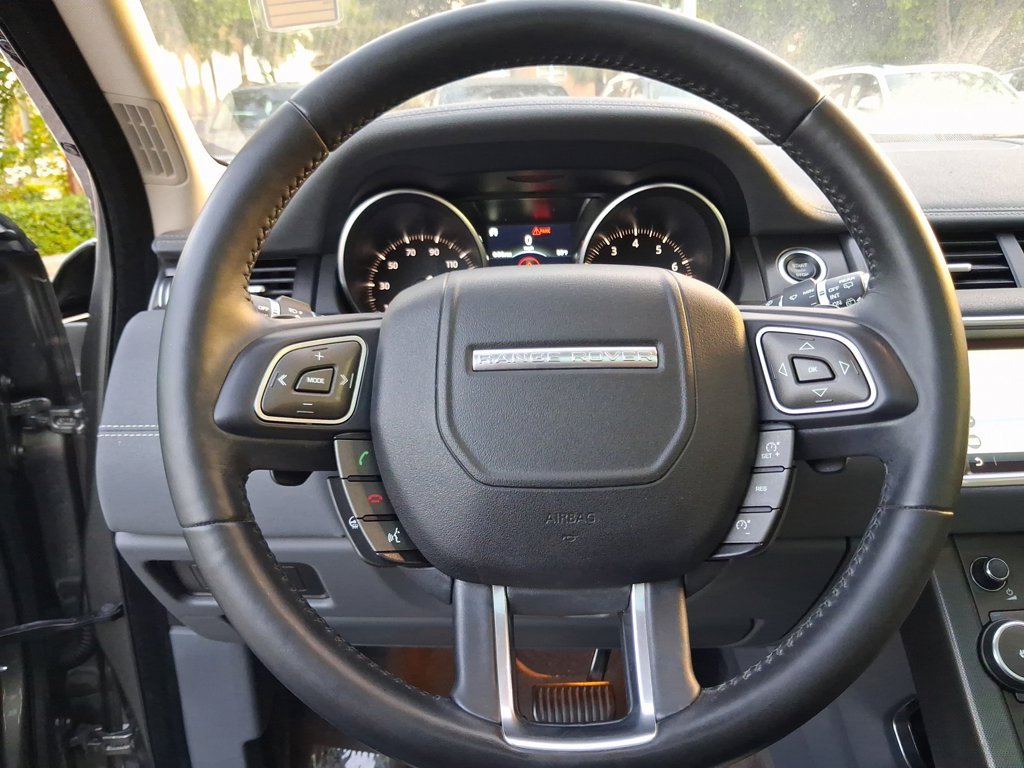 Used 2019 Land Rover Range Rover Evoque SE AWD/4WD image 20