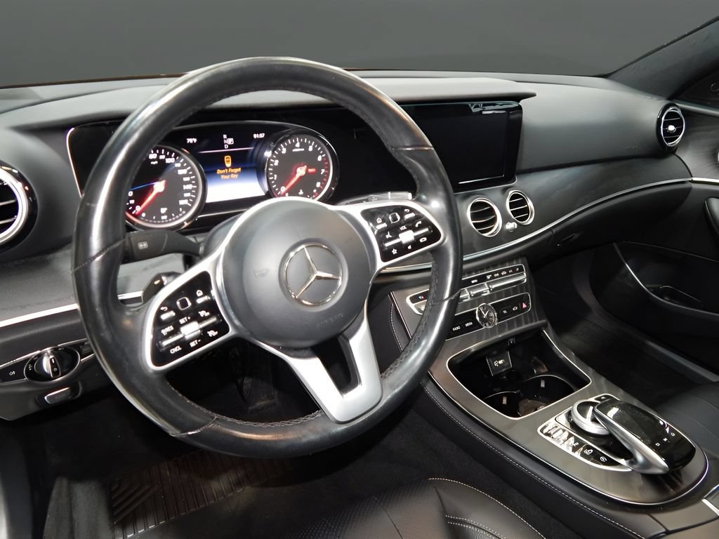 Used 2019 Mercedes-Benz E 300 4MATIC w/ Premium 1 Package image 12