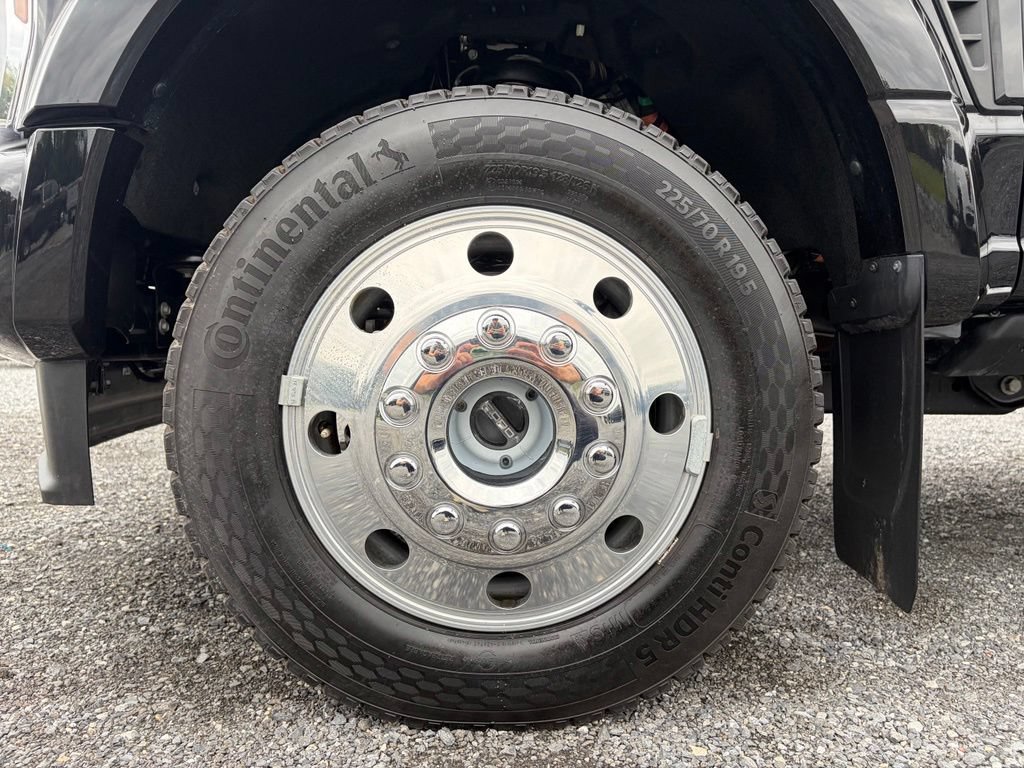 Used 2026 Ford F450 Platinum AWD/4WD image 14