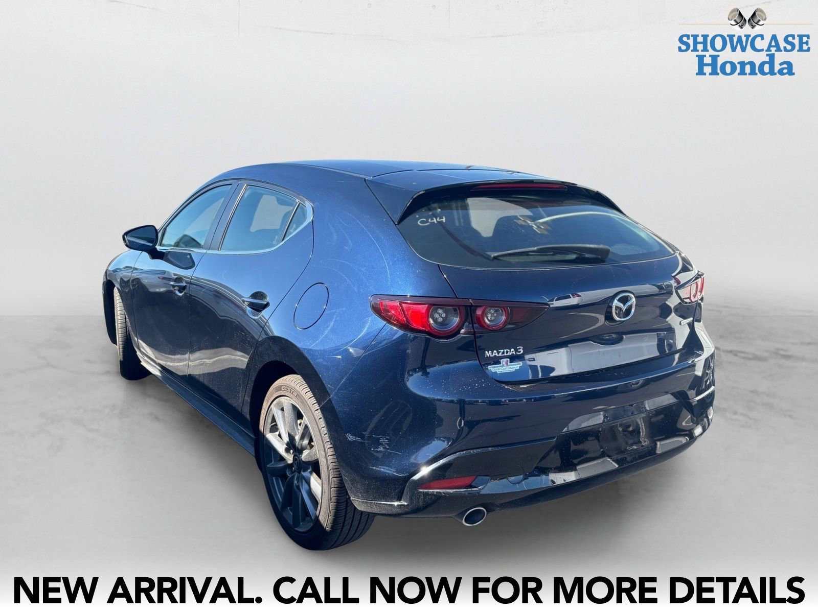 Used 2021 MAZDA MAZDA3 s image 4