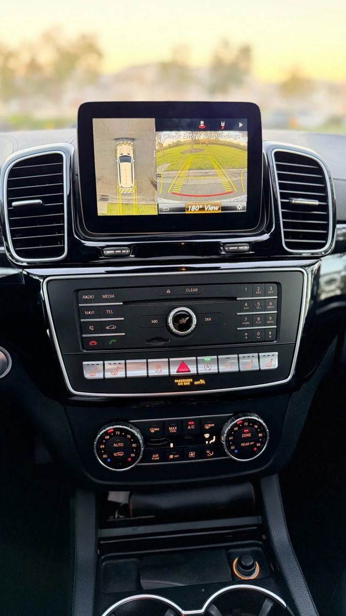 Used 2017 Mercedes-Benz GLS 550 4MATIC image 19