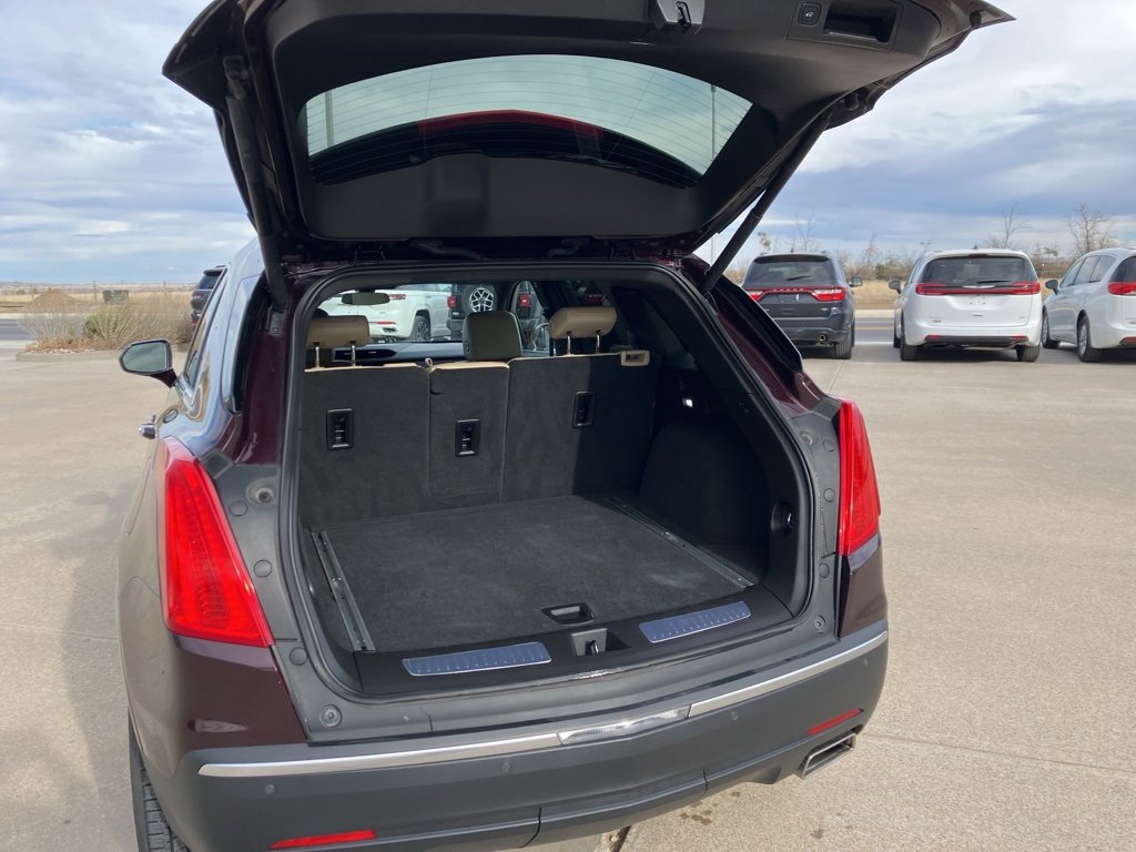 Used 2017 Cadillac XT5 Luxury image 5