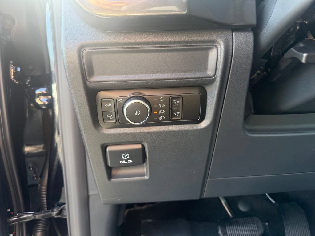 New 2026 Ford F150 STX w/ Equipment Group 200A AWD/4WD image 18